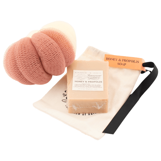 Honey/Propolis Soap & Mauve Mesh Sponge Set