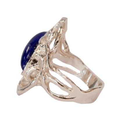 A marquise-shaped lapis stone Sterling Silver Swirl Ring