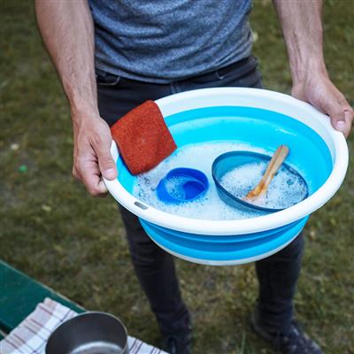 Coghlan's Collapsible Sink