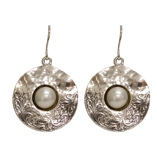 Silver and Freshwater Pearl Earring